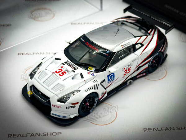 2009 Nissan GT-R GT1 Silverstone #35 4