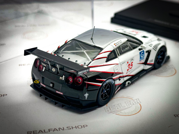 2009 Nissan GT-R GT1 Silverstone #35 11