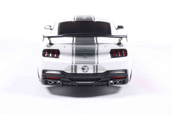 SHELBY MUSTANG SUPER SNAKE – WHITE / SILVER STRIPES – 2025 (SOLIDO, S1813806) 3