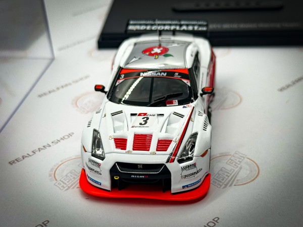 2010 Nissan GT-R GT1 Swiss Racing Team #3 4