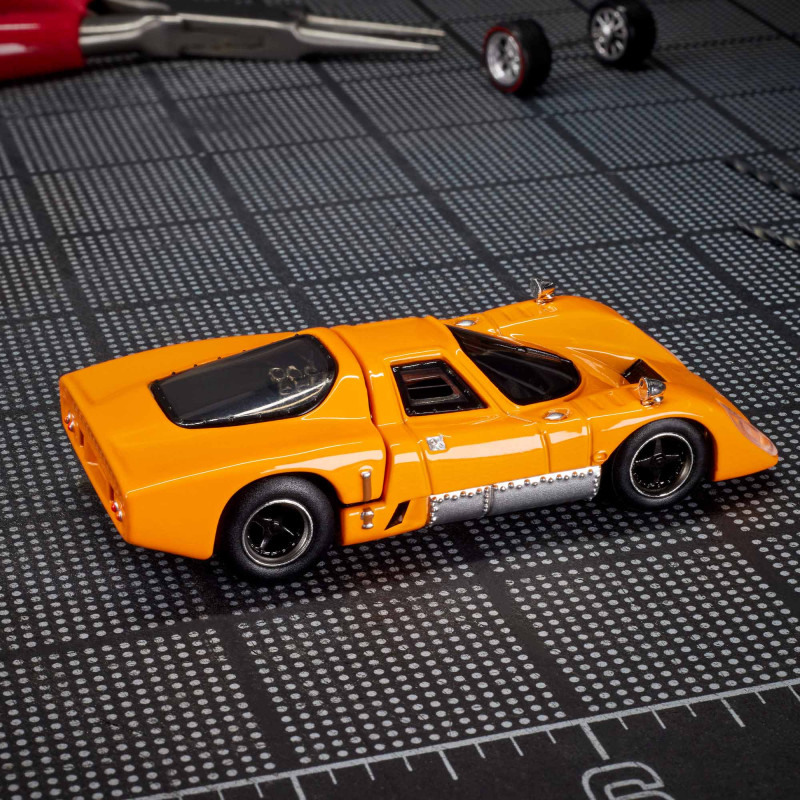 McLaren M6GT 1
