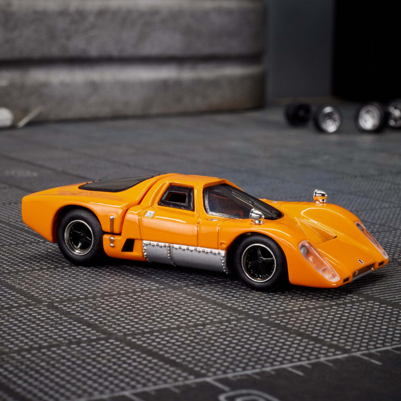McLaren M6GT