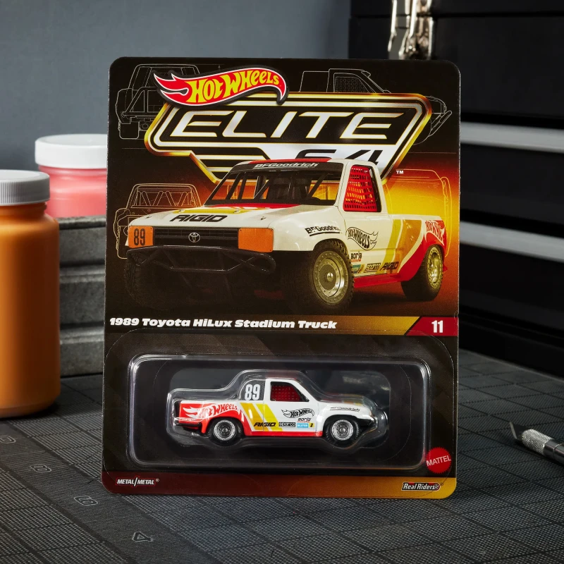 1989 Toyota HiLux Stadium Truck 8