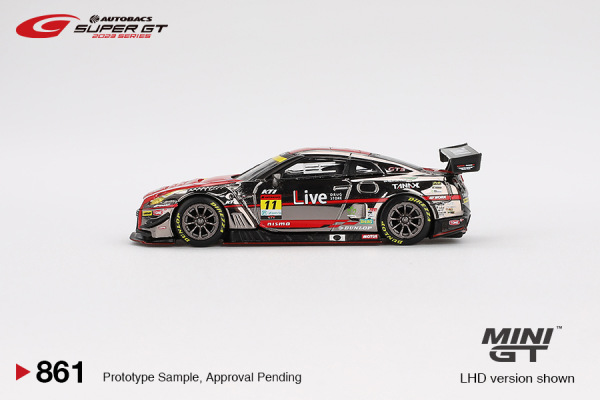 Nissan GT-R NISMO GT3 #11 (MINI-GT, MGT00861) 3