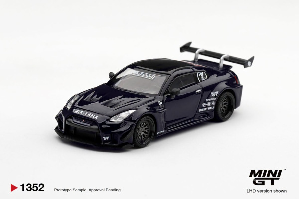 LB-SILHOUETTE WORKS GT NISSAN 35GT-RR VER.2 INOZETEK (MINI GT, MGT01352)
