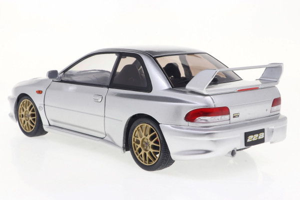 1/18 Subaru Impreza 22B – 1998 (SOLIDO, S1807408) 5