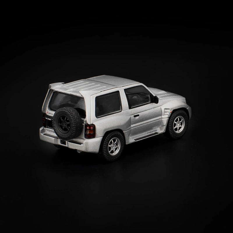 MITSUBISHI PAJERO EVOLUTION SILVER (WORKS MODEL, W640027) 2
