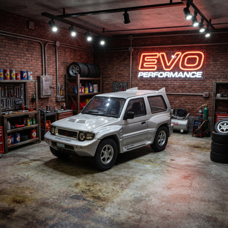 MITSUBISHI PAJERO EVOLUTION SILVER (WORKS MODEL, W640027) 3
