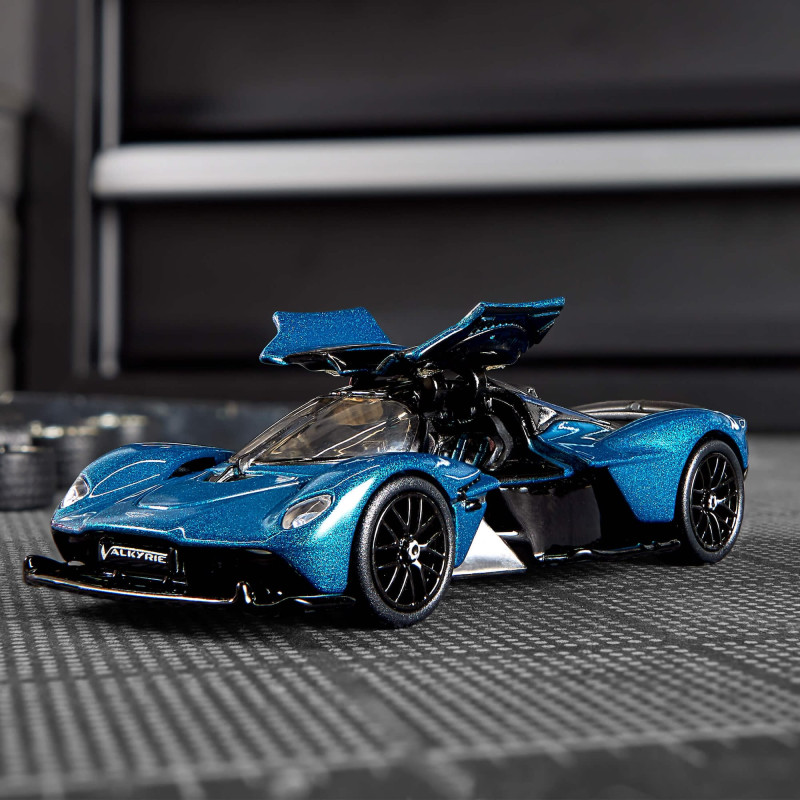 Aston Martin Valkyrie 4