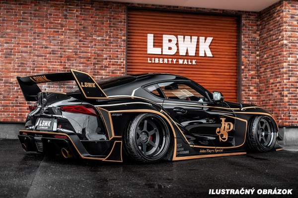 TOYOTA GR SUPRA LIBERTY WALK – BLACK / GOLD TRIBUTE – 2025 (SOLIDO, S1815504) 1