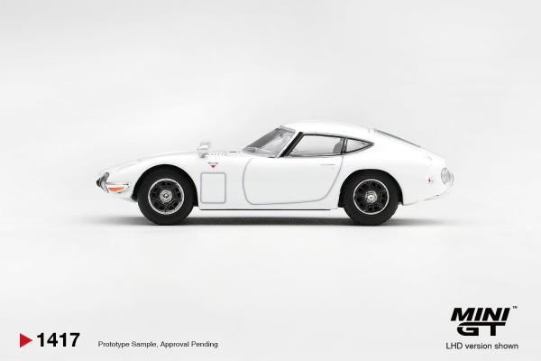 TOYOTA 2000GT PEGASUS WHITE (MINI GT, MGT01417) 1