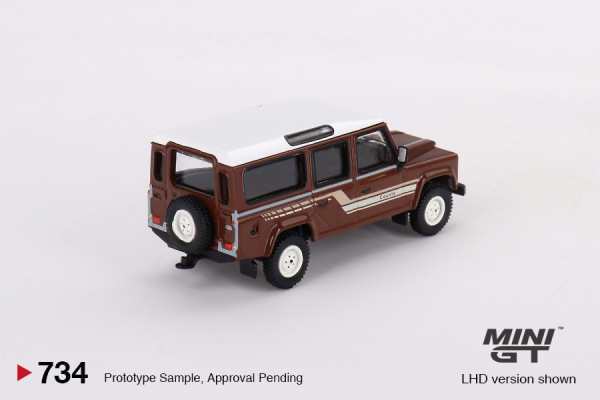 LAND ROVER DEFENDER 110 1985 COUNTY STATION WAGON – RUSSET BROWN (MINI GT, MGT00734) 2
