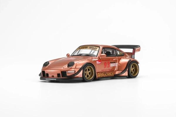 RWB 993 ADRIANA CHASE CAR (MOTORHELIX, M62307)