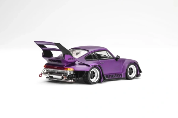 RWB 993 ROTANA CHASE CAR (MOTORHELIX, M62302) 4