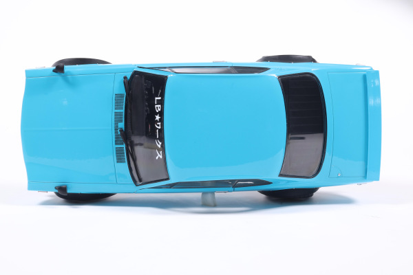 NISSAN SKYLINE 2000 GT-R (KPGC10) HAKOSUKA LIBERTY WALK – BLUE – 1970 (SOLIDO, S1813005) 5