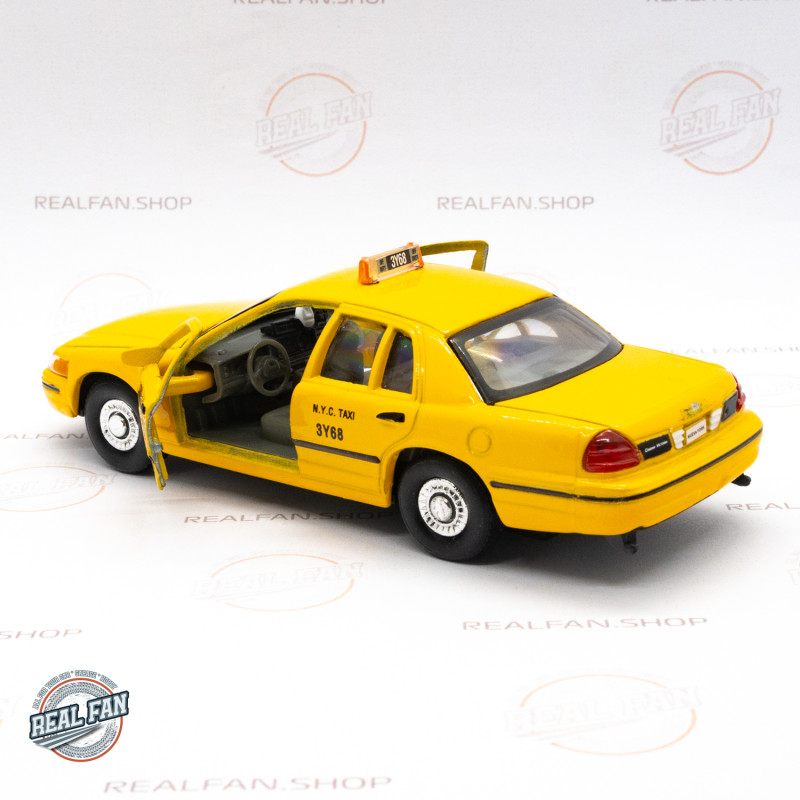 Ford Crown Victoria *Taxi New York* 2