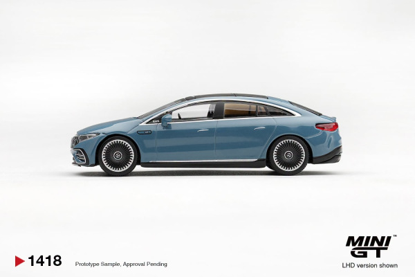MERCEDES-AMG EQS 53 BLUE (MINI GT, MGT01418) 1